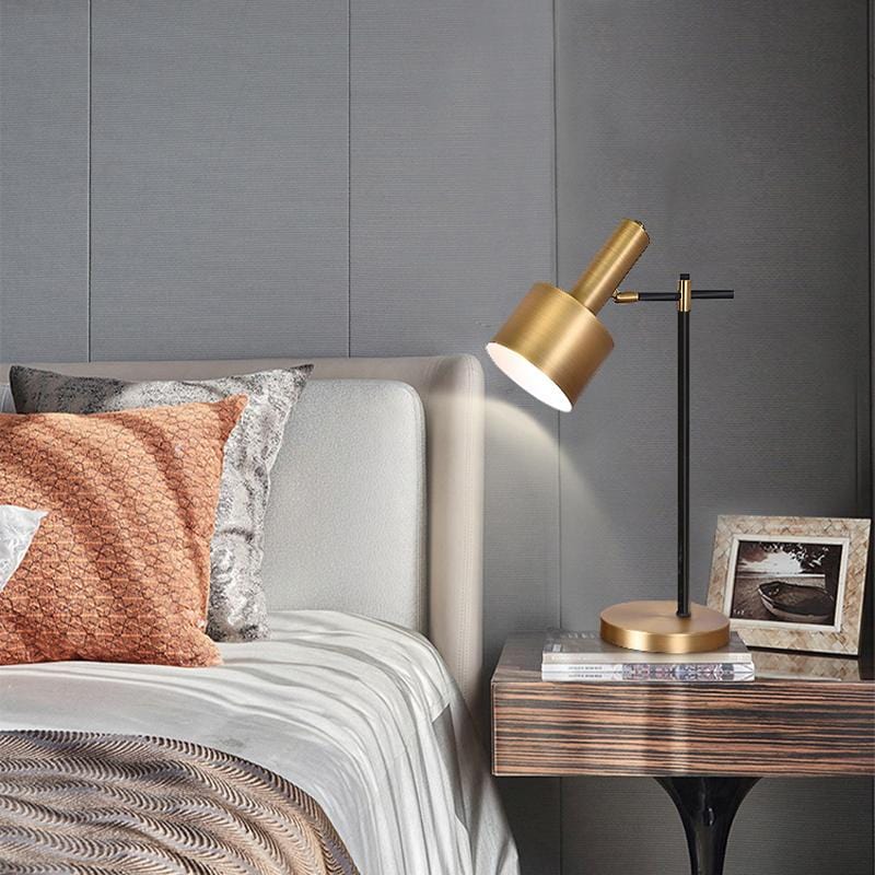 Hugi | Modern Table Lamp