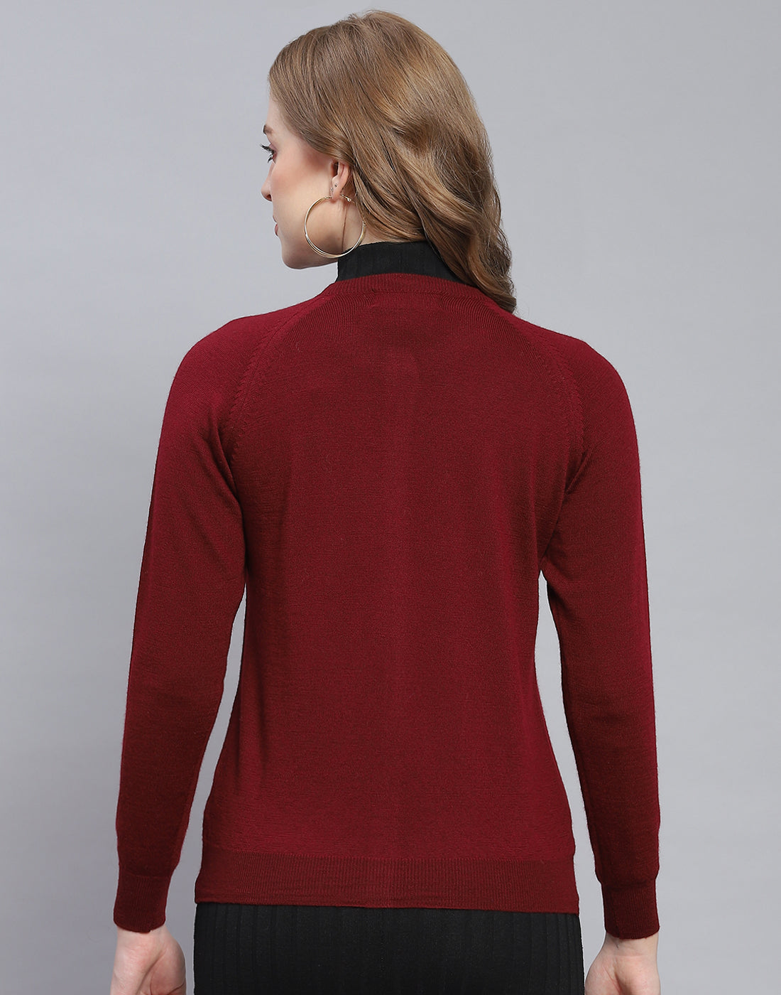 Women Maroon Solid Round Neck Full Sleeve Cardigan