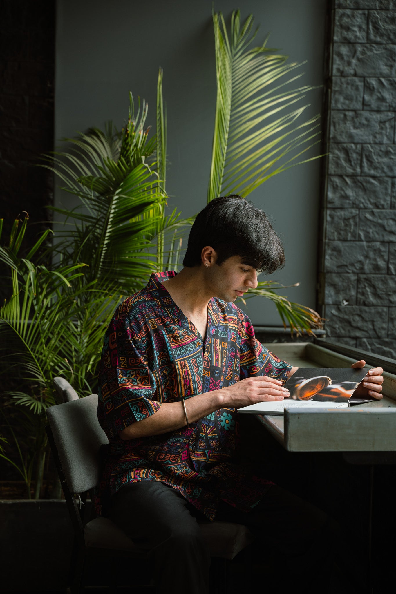 Abstract Earthy Black Oversize Shirt