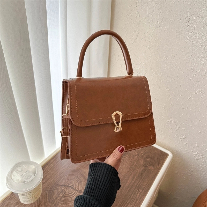 Women's Pu Leather Solid Color Elegant Square Lock Clasp Handbag