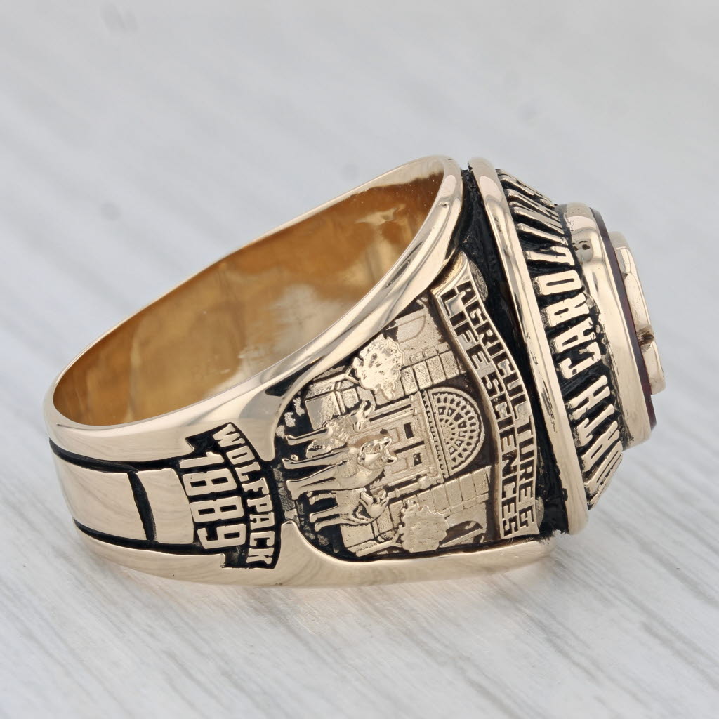 North Carolina State University Class Ring NC State Wolfpack 14k Gold