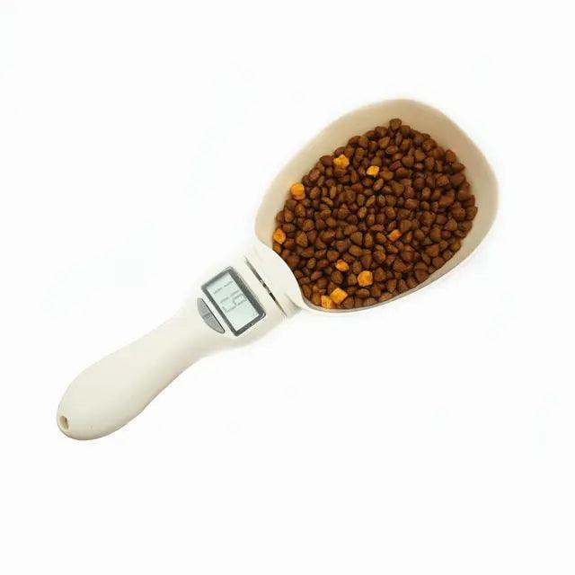 Feed measuring spoon
