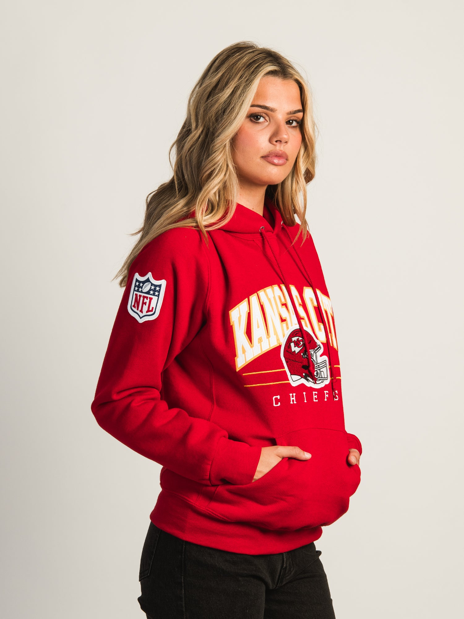 RUSSELL NFL KANSAS CITY CHIEFS PULLOVER HOODIE