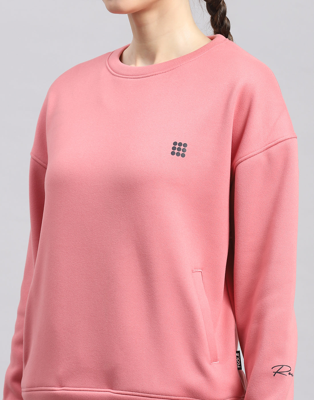 Women Pink Solid Round Neck Full Sleeve Sweatshirt