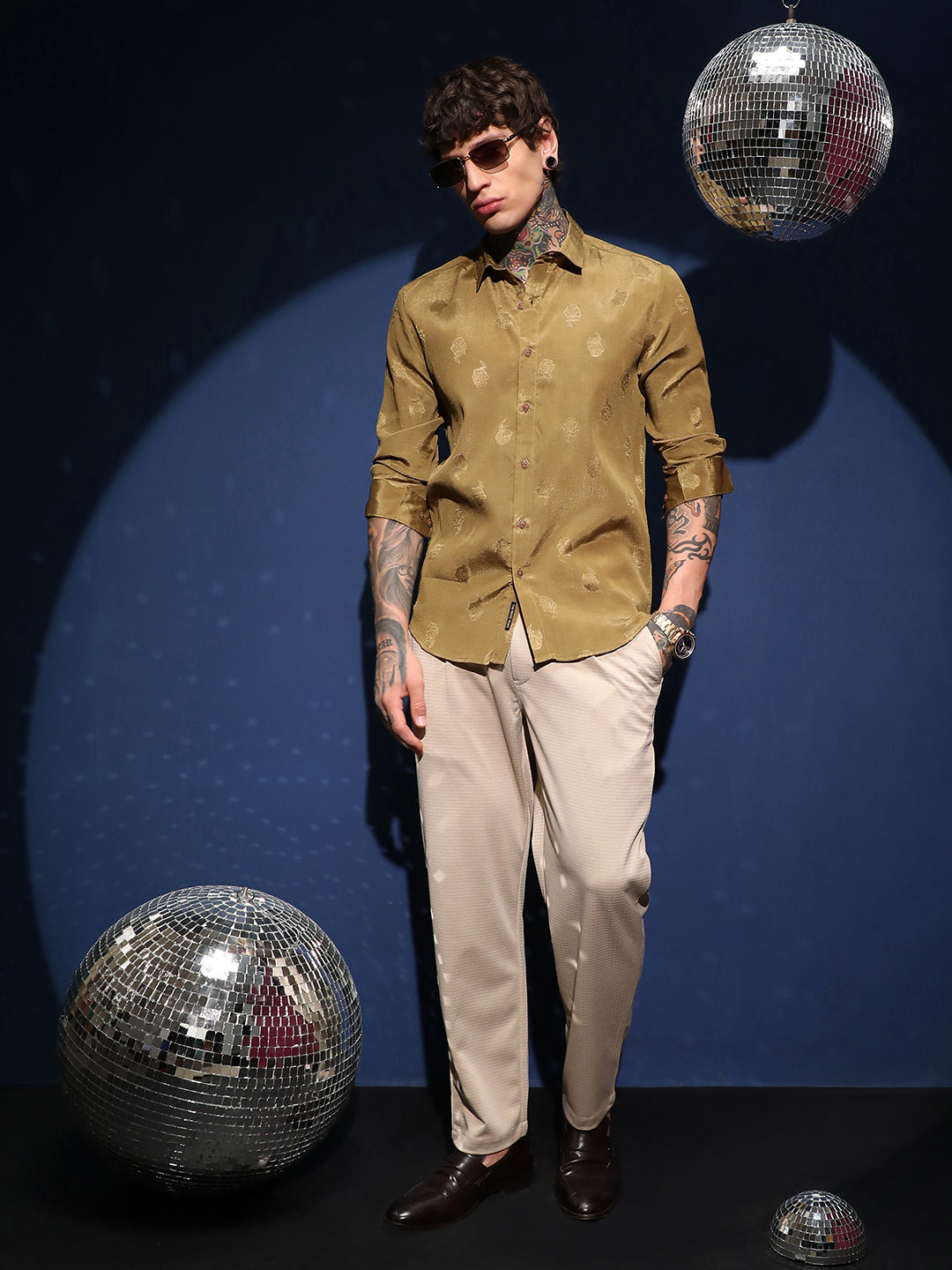Lotus-Texture Shirt