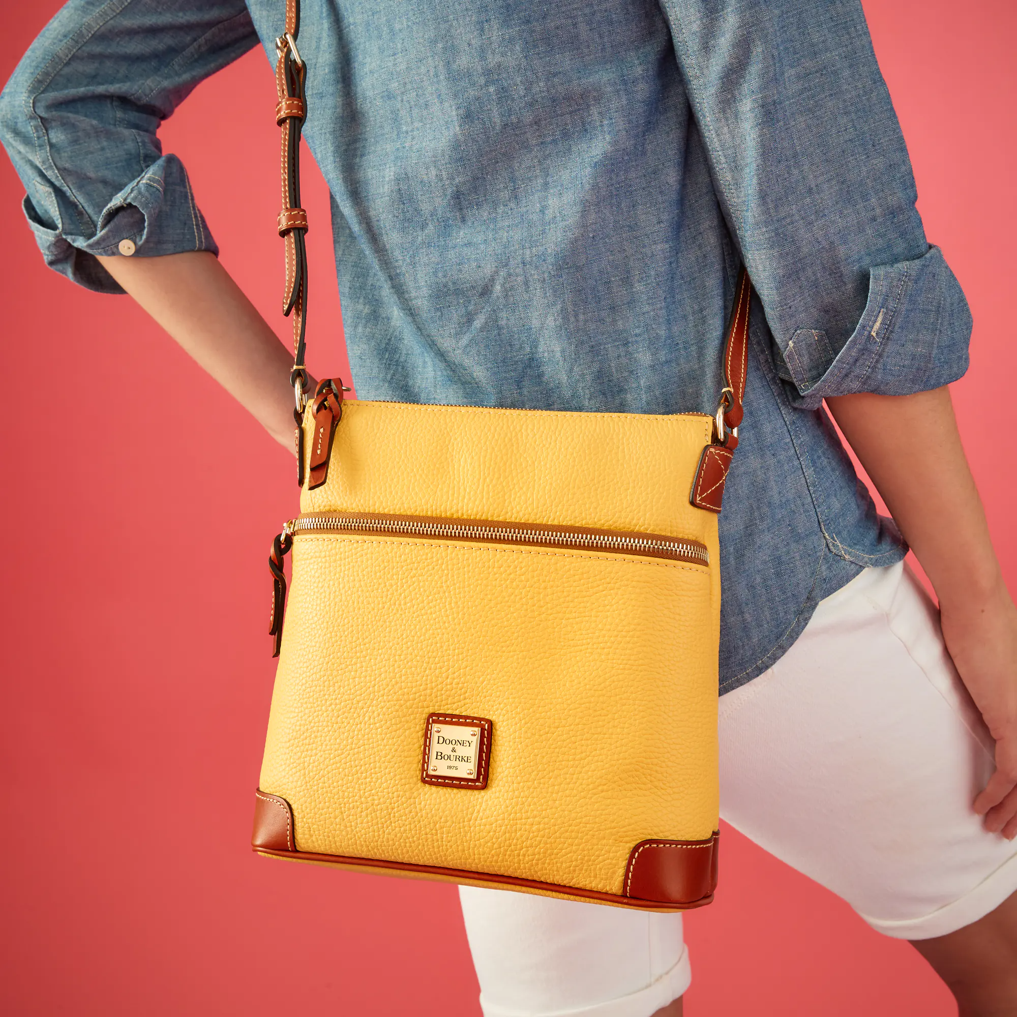 💥 Pebble Grain Crossbody