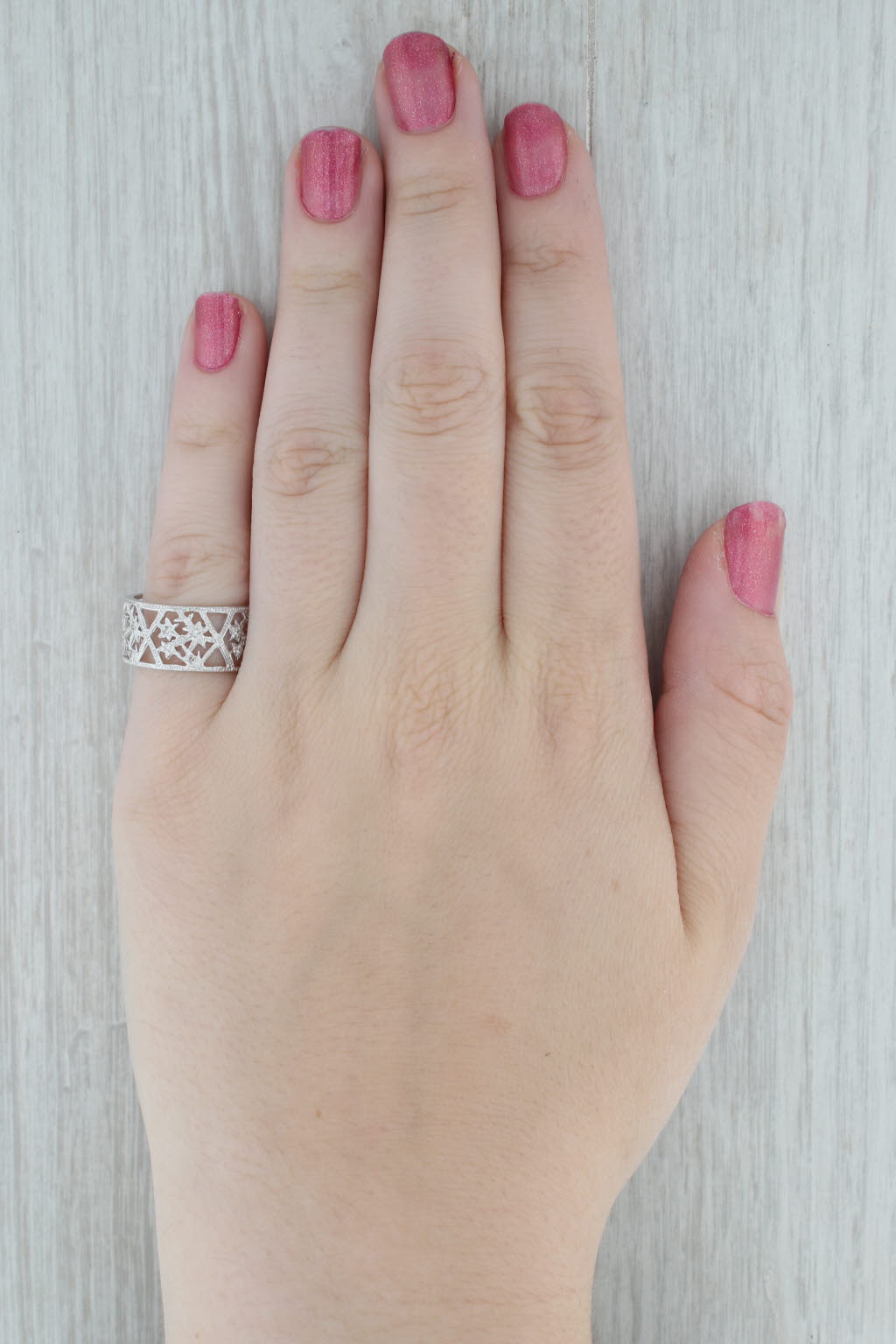 0.12ctw Diamond Stars Openwork Ring 14k White Gold Size 7.75 Band