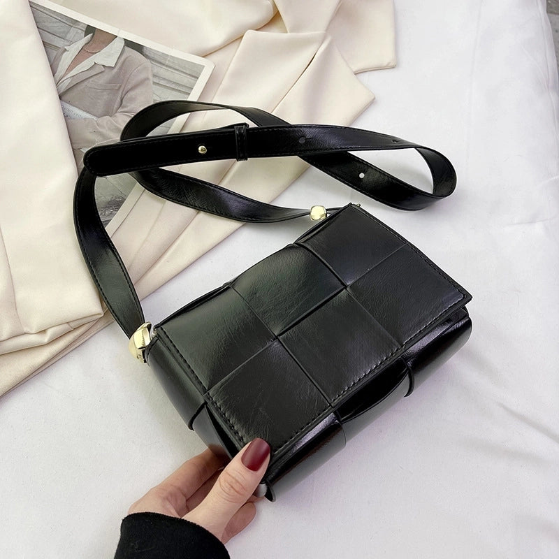 Women's Medium Pu Leather Solid Color Elegant Classic Style Square Magnetic Buckle Shoulder Bag Crossbody Bag