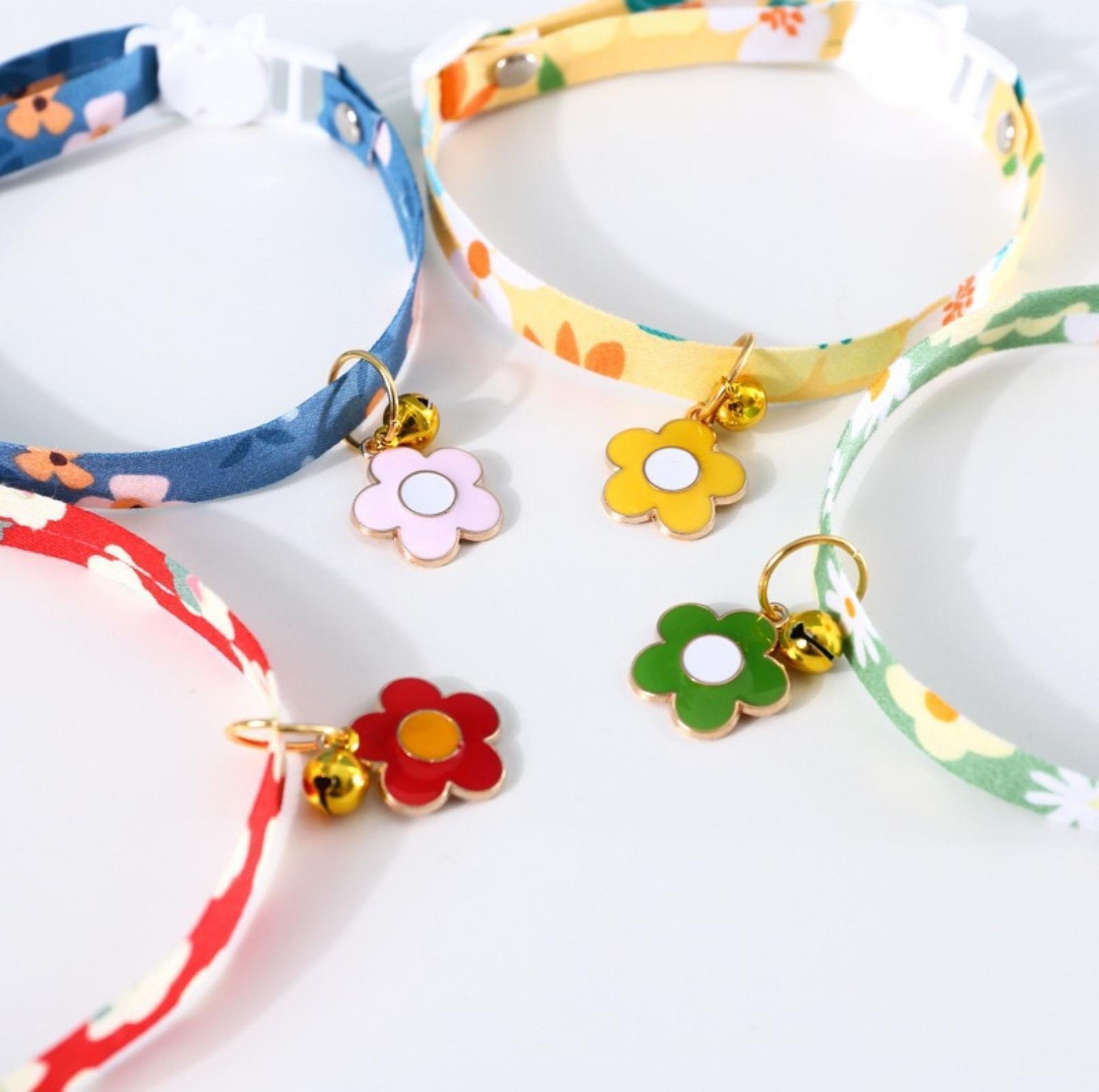 Flower Series Pendant Style Adjustable Pet Collar