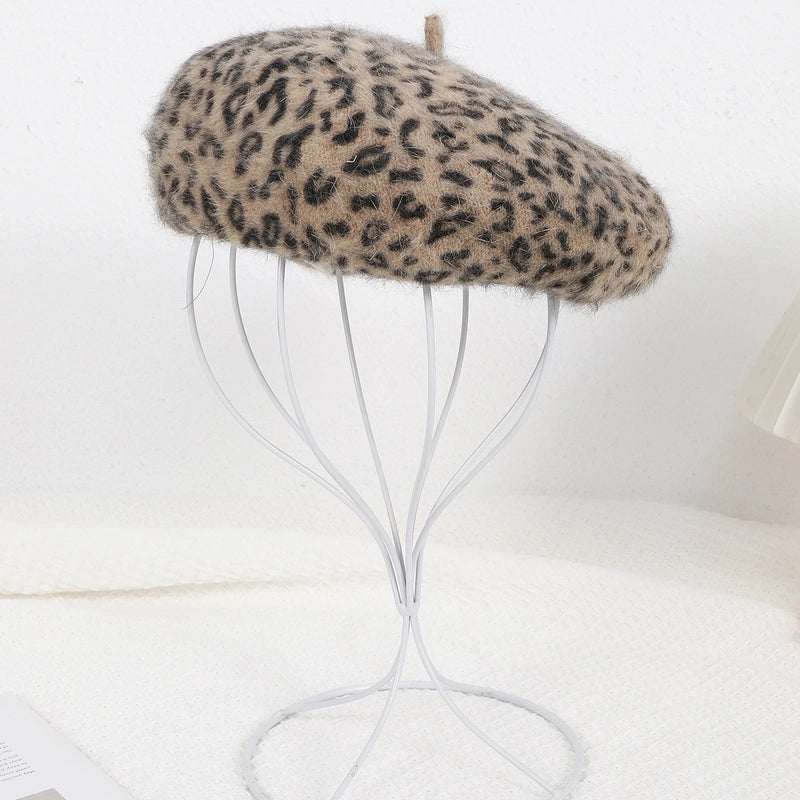 Women's Casual Elegant Korean Style Leopard Eaveless Beret Hat