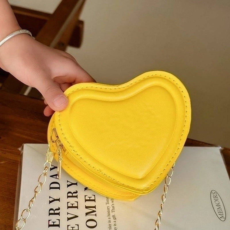 Girl's Pu Leather Heart Shape Solid Color Cute Heart-shaped Zipper Shoulder Bag Crossbody Bag Chain Bag