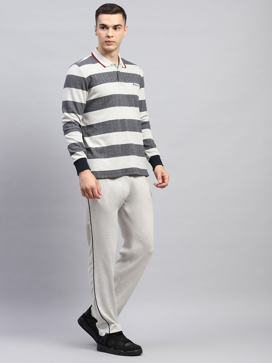 Men Grey Stripe Collar Full Sleeve Winter Tracksuit