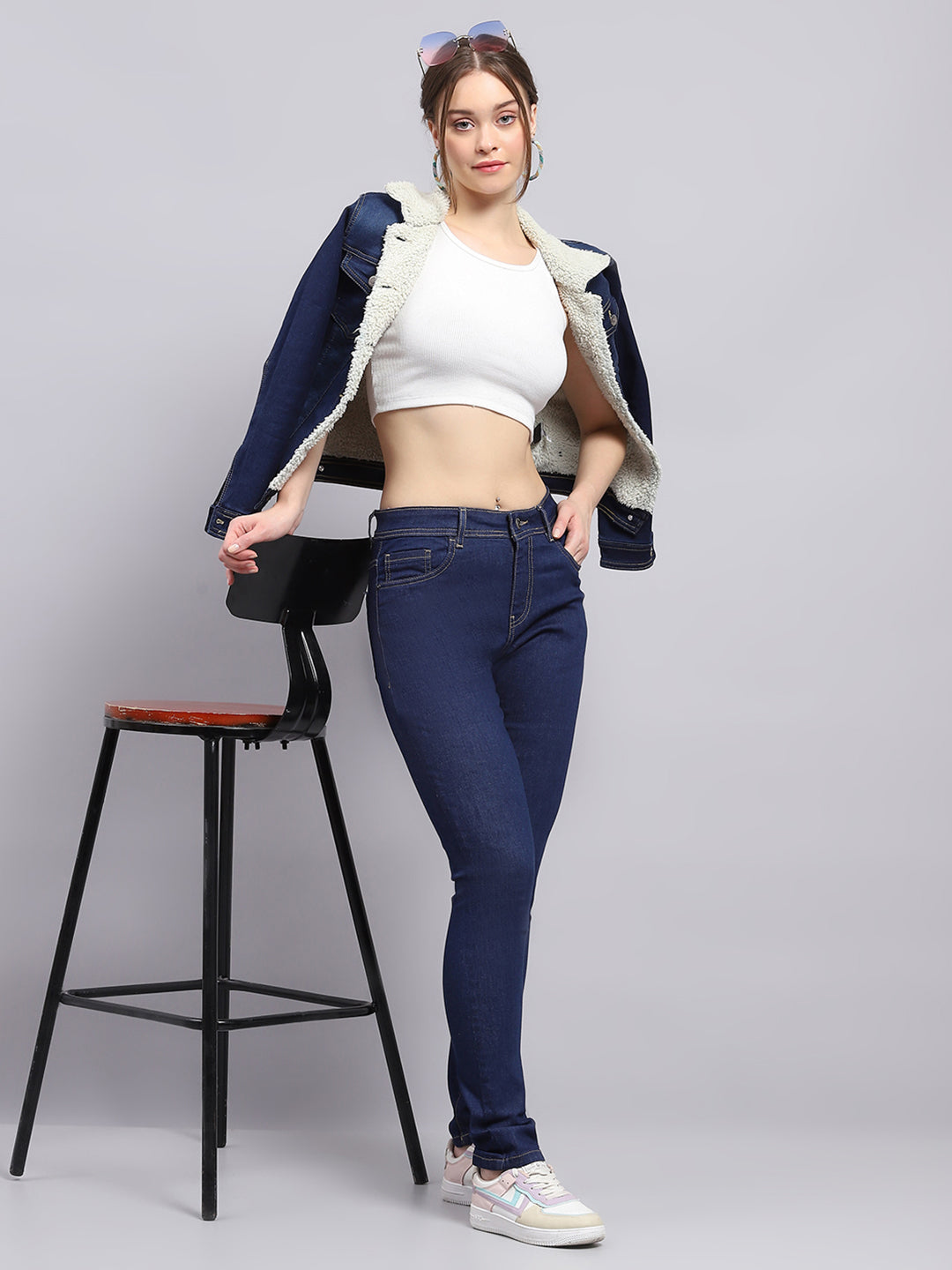 Women Blue Solid Slim Fit Denim