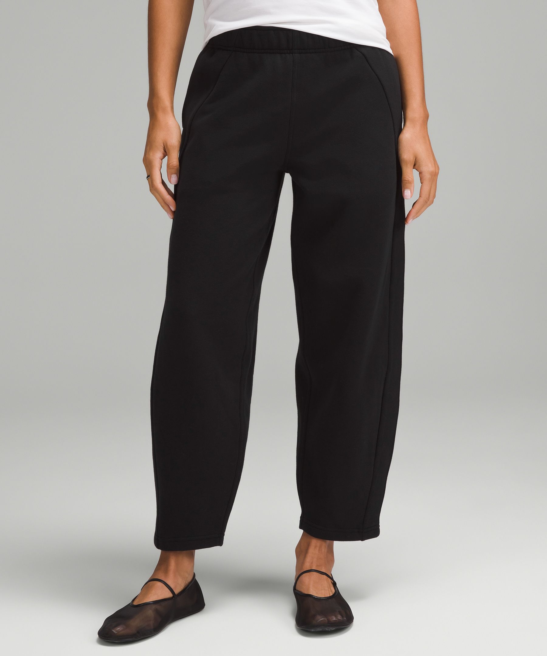 Scuba Mid-Rise Barrel-Leg Pant 7/8 Length