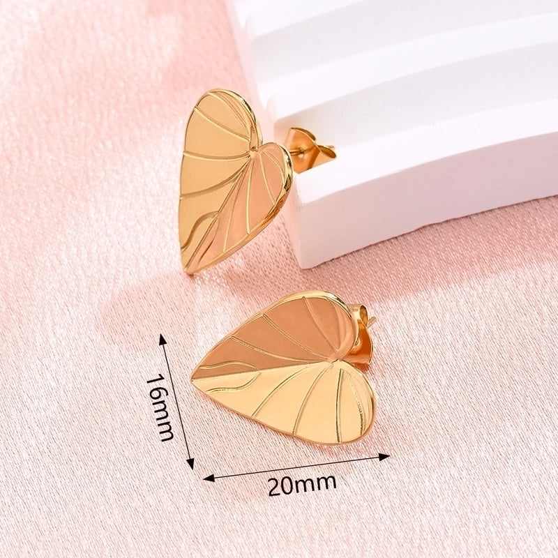 1 Pair/Package Modern Style Minimalist Pentagram Heart Shape Simple Handmade Three-dimensional Pleated 304 Stainless Steel Ear Studs