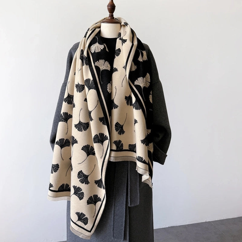 Women's Basic Minimalist Maple Leaf Polyester Scarf