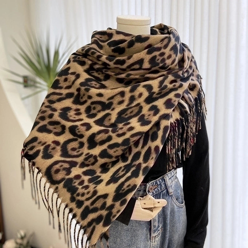 Women's Casual Leopard Imitation Cashmere Scarf