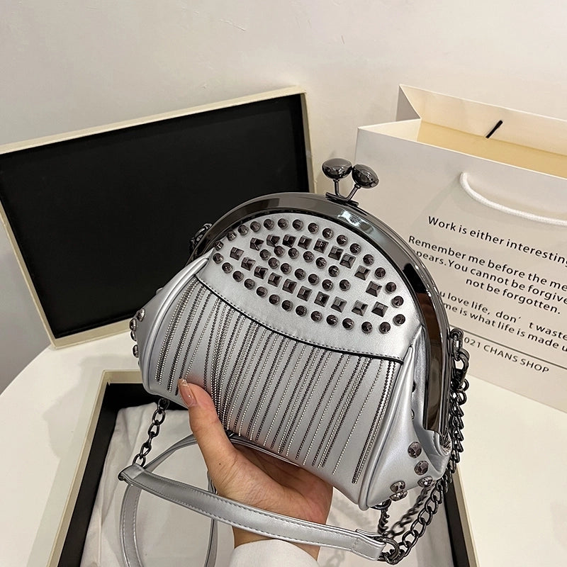 Women's Pu Leather Solid Color Streetwear Shell Zipper Square Bag