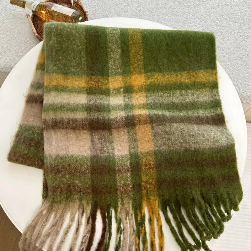 Women's Retro Sweet Plaid Polyester Tassel Scarf