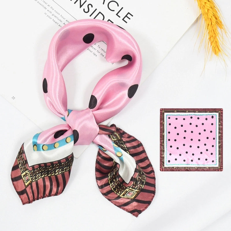 Women's Sweet Round Satin Printing Silk Scarf