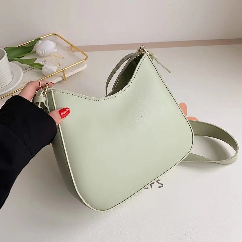 Women's Medium Pu Leather Solid Color Basic Classic Style Zipper Tote Bag