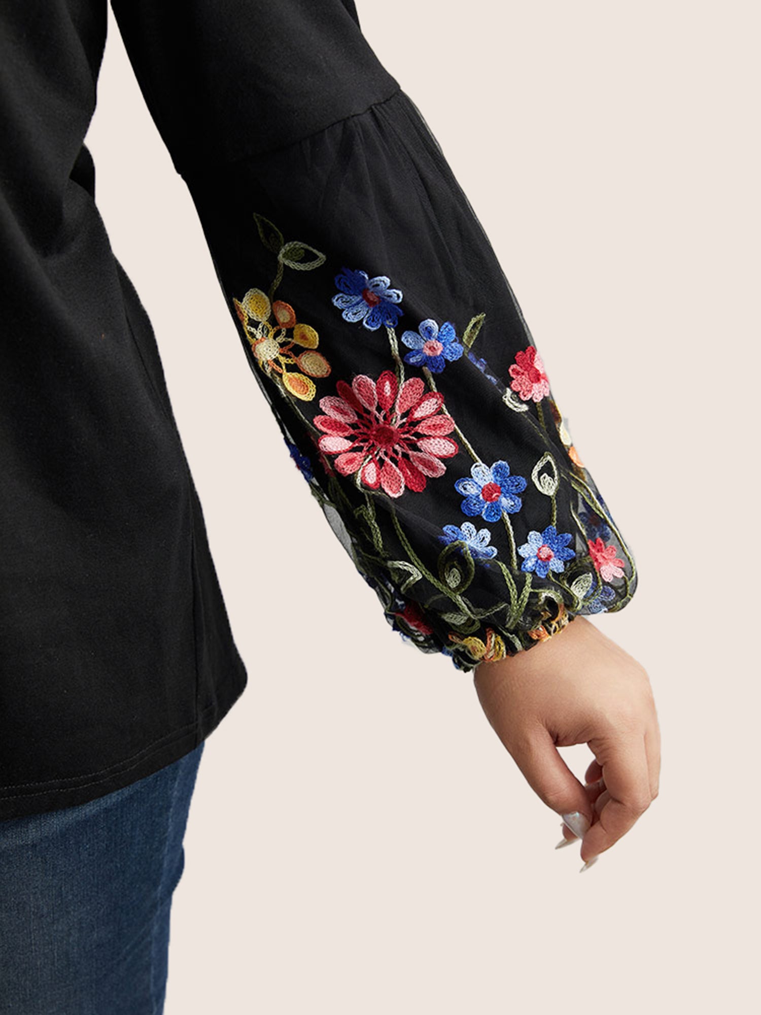 Floral Embroidered Lantern Sleeve T-shirt