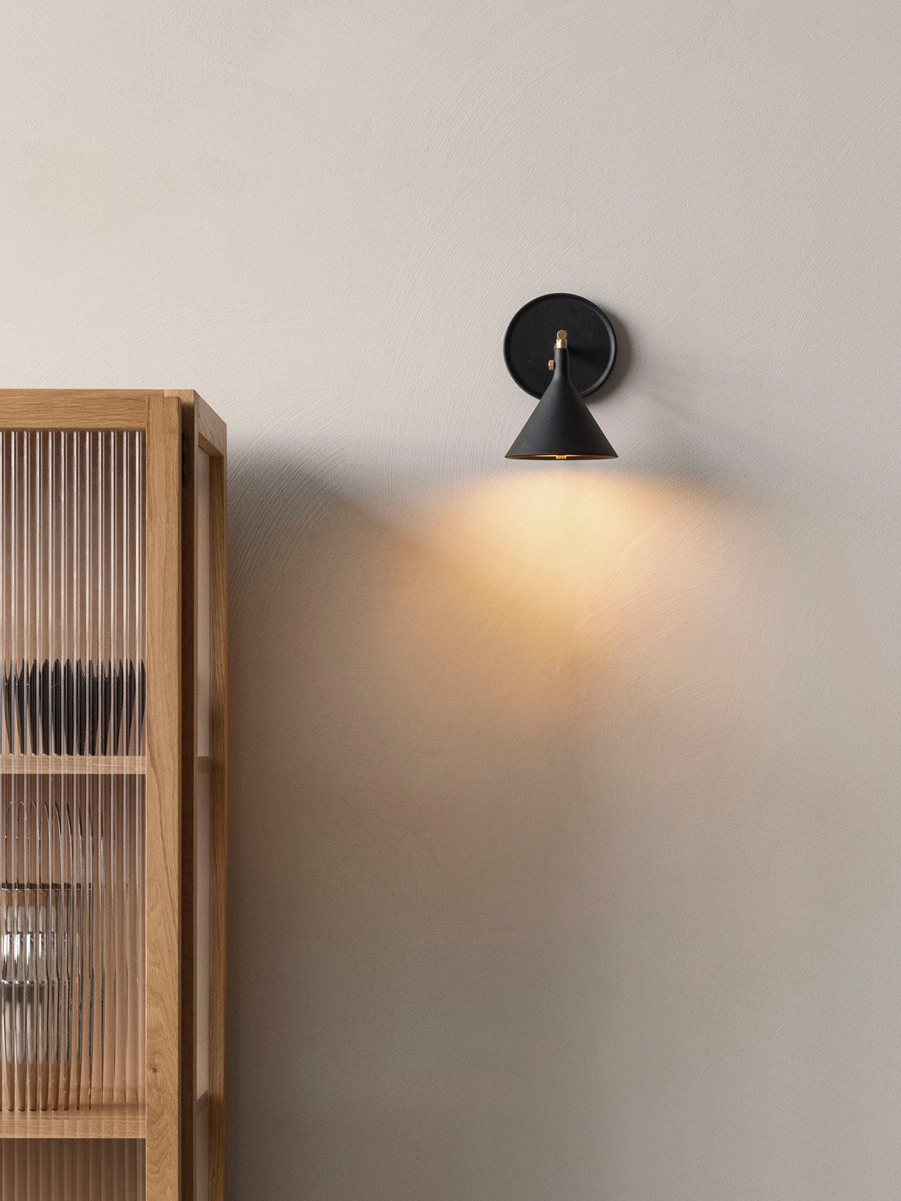 Cast Sconce Wall Lamp