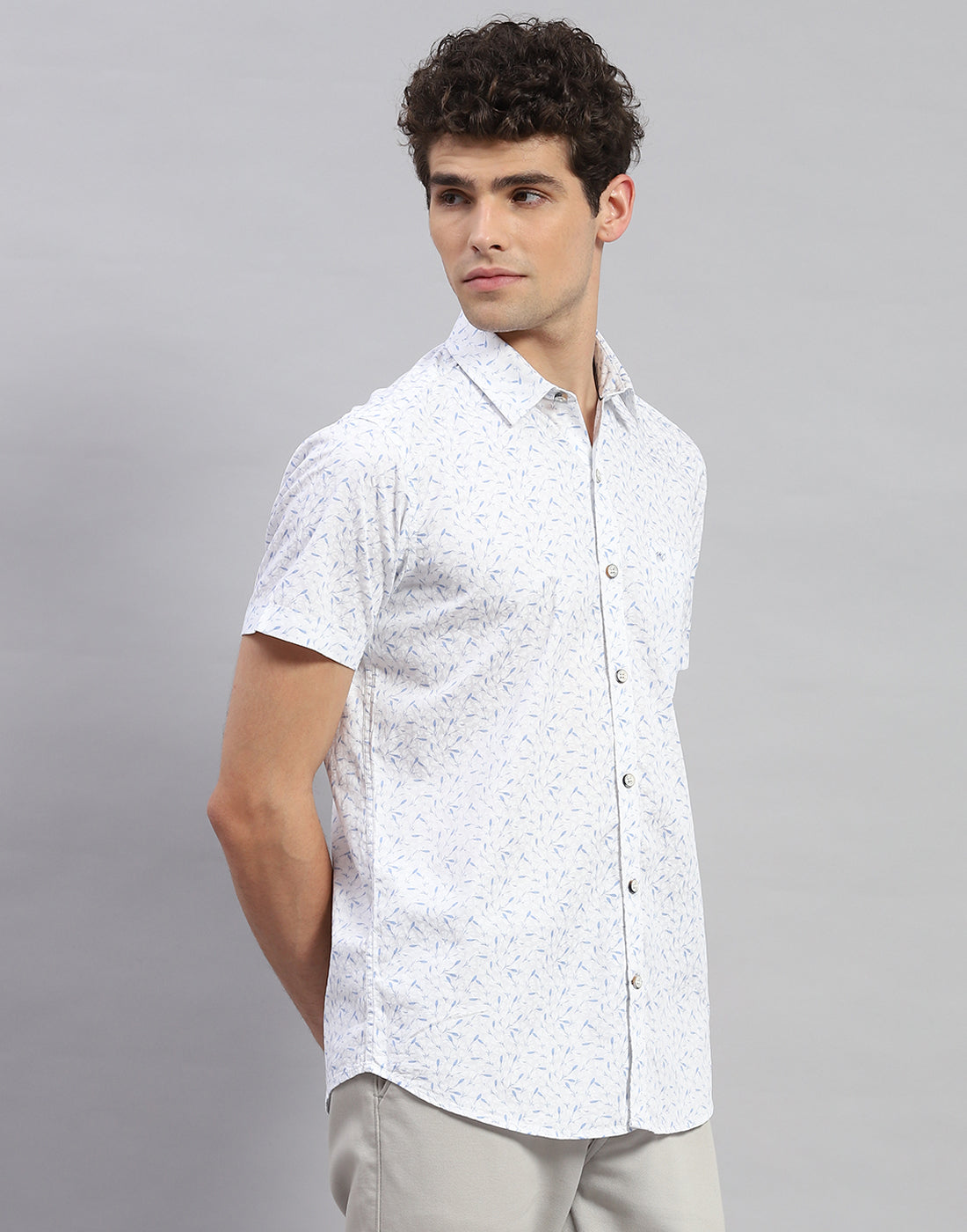 Men Off White Printed Collar Neck Half Sleeve Shirt