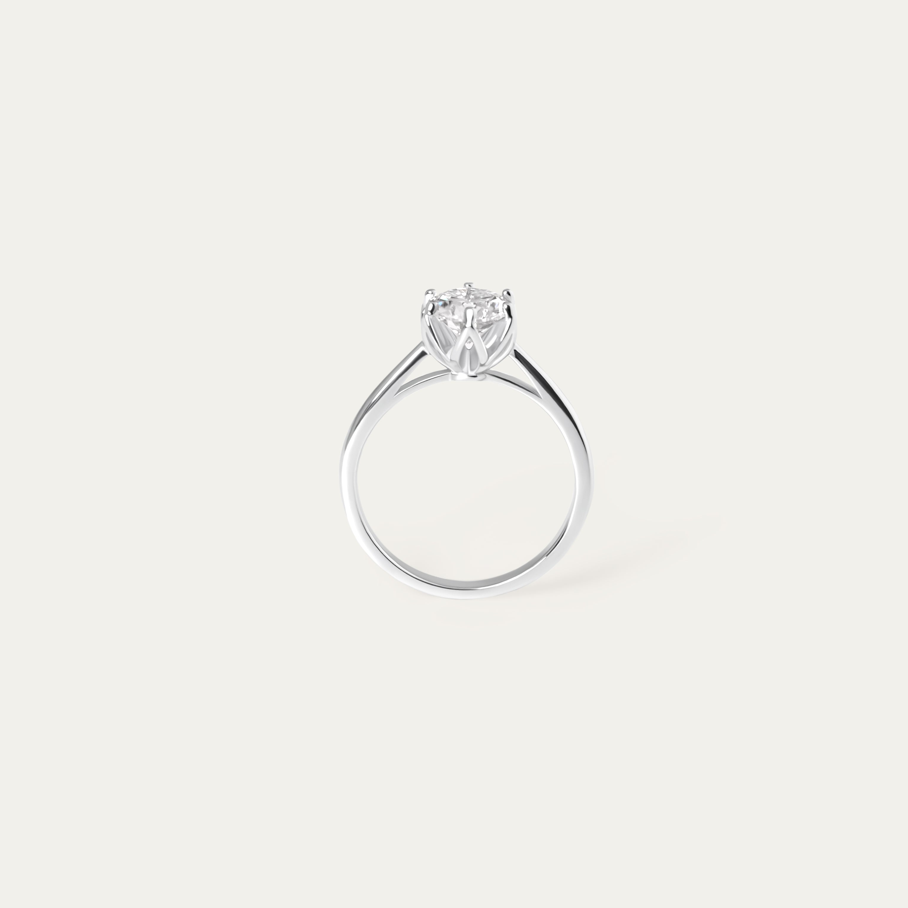 Issi 1.0ct Moissanite Ring (925 Sterling Silver. Size 8)
