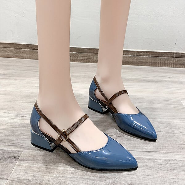 Pointed toe low heel sandals