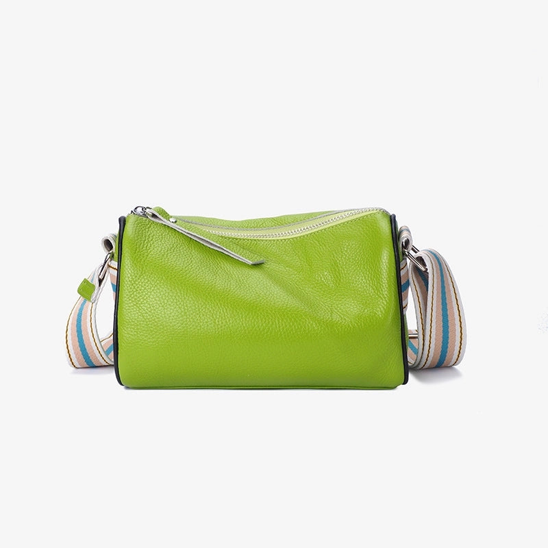 Women's Medium Leather Solid Color Basic Zipper Shoulder Bag