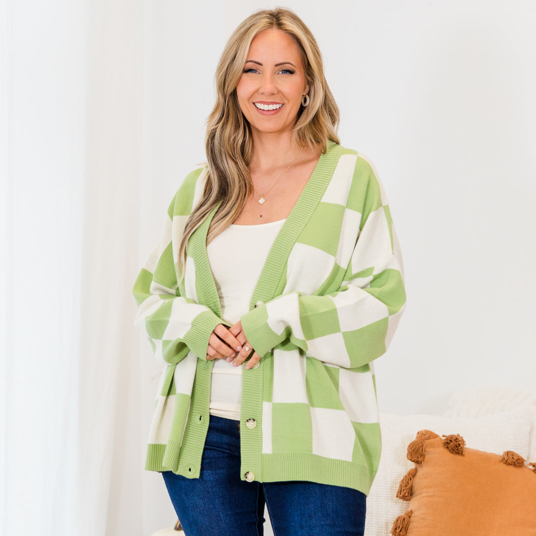 Checkmate Babe Cardigan. Green