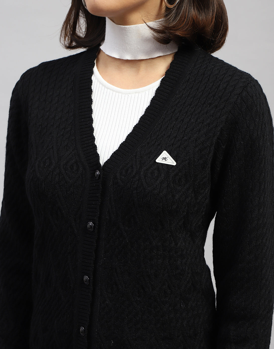 Women Black Self Design V Neck Full Sleeve Cardigan