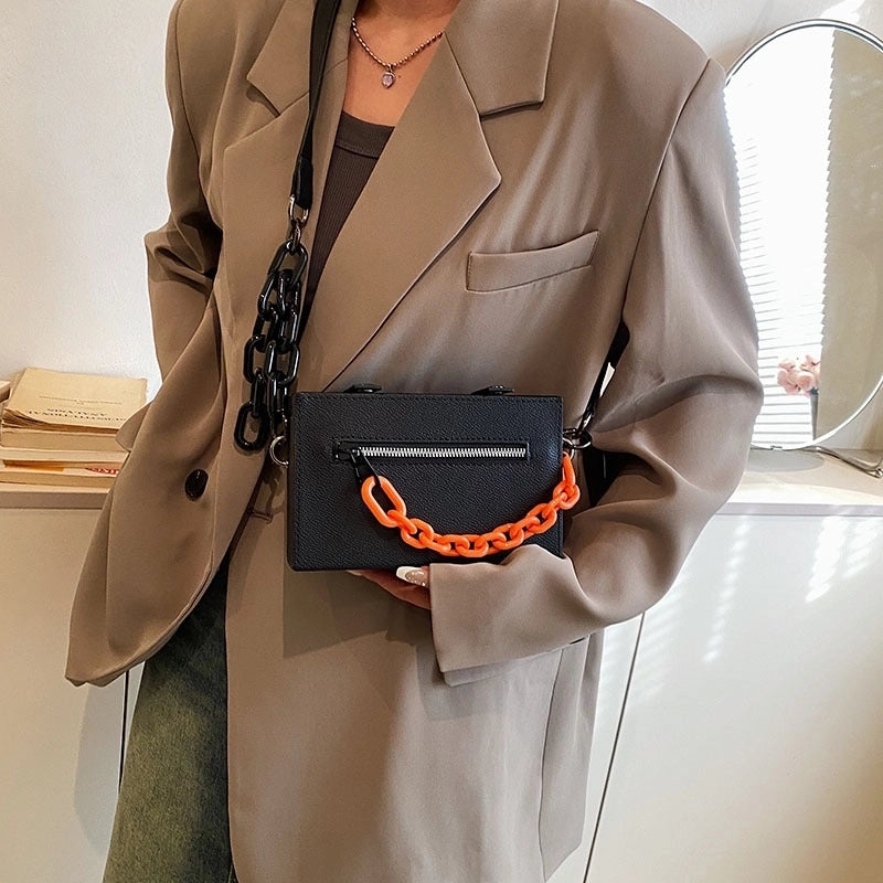 Women's Medium Pu Leather Solid Color Streetwear Lock Clasp Box Bag