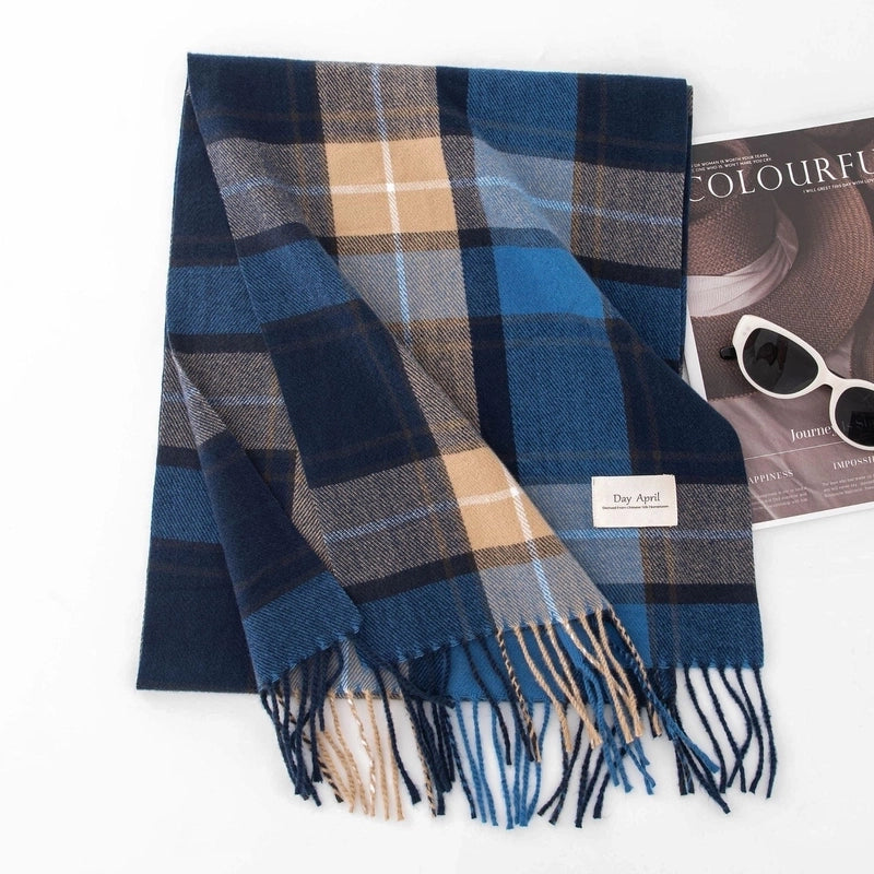 Women's Casual Elegant Minimalist Lattice Polyester Tassel Scarf