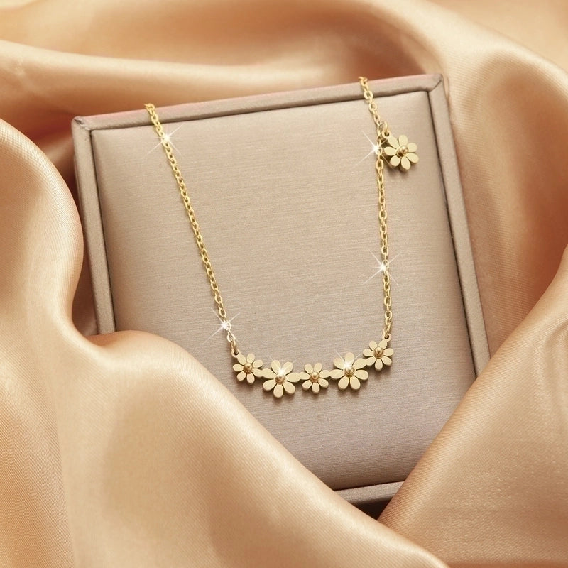 Titanium Steel Vintage Style Tassel Plating Doll Constellation Crown Pendant Necklace