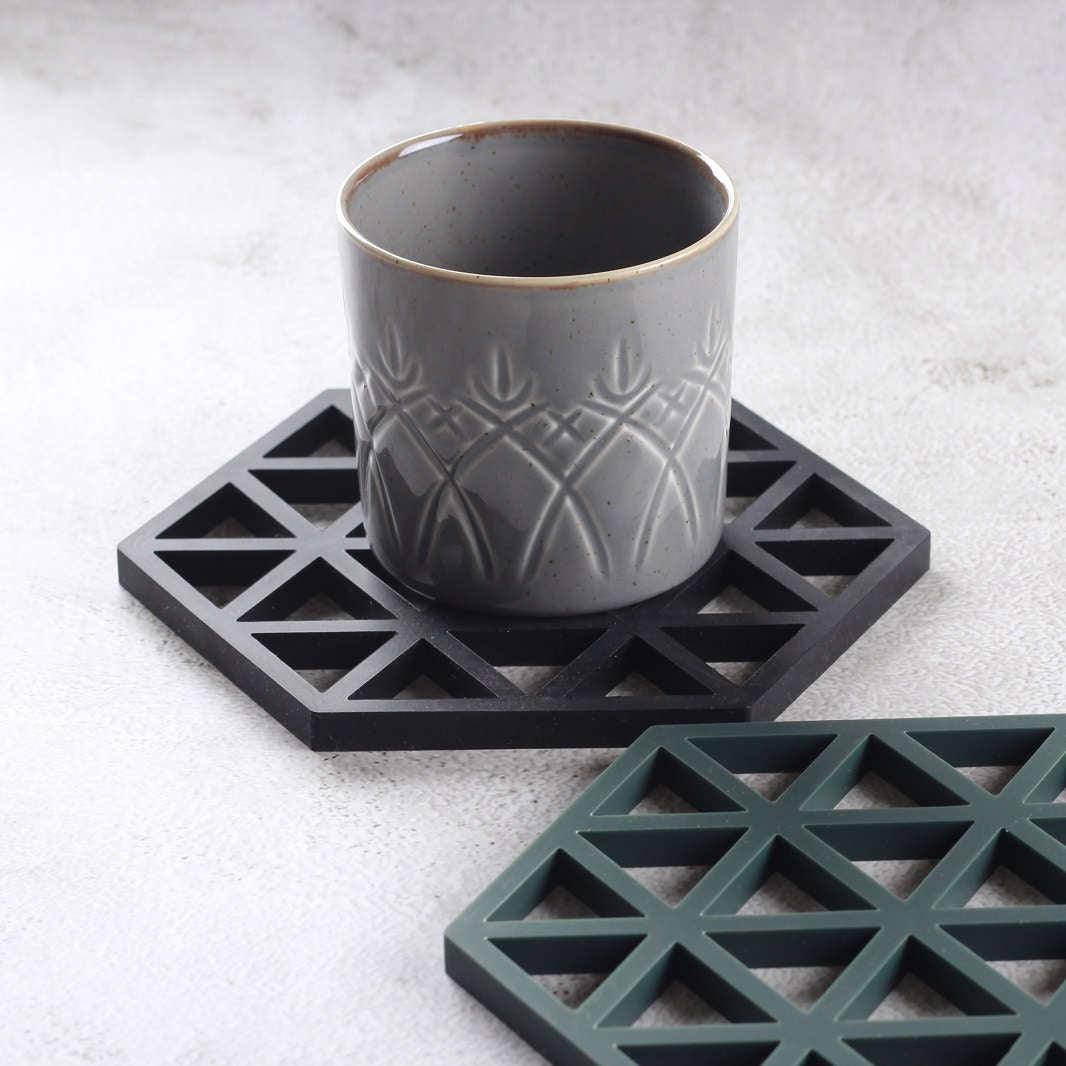 Triangles Trivet - Black