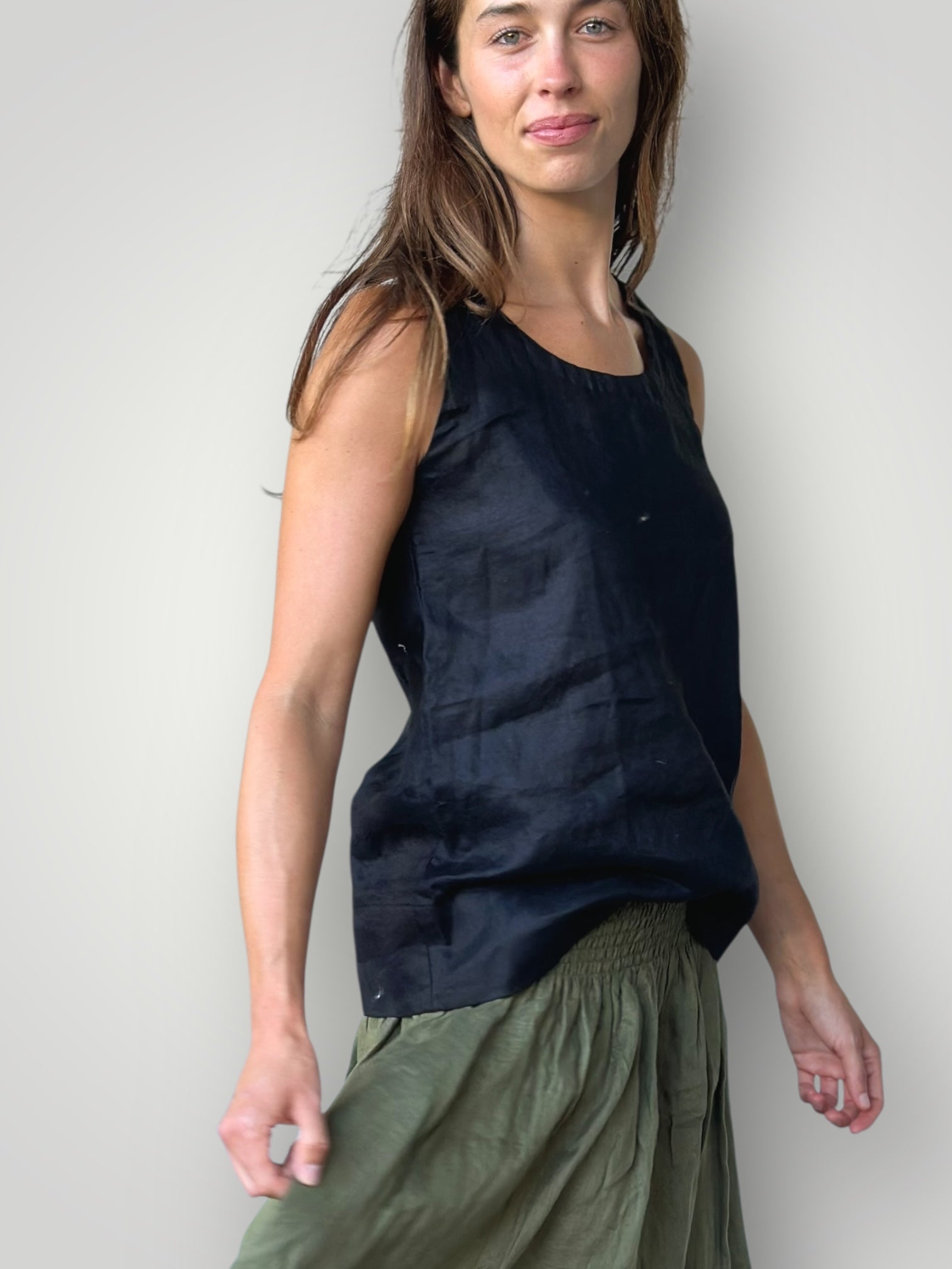 alice tank - black linen