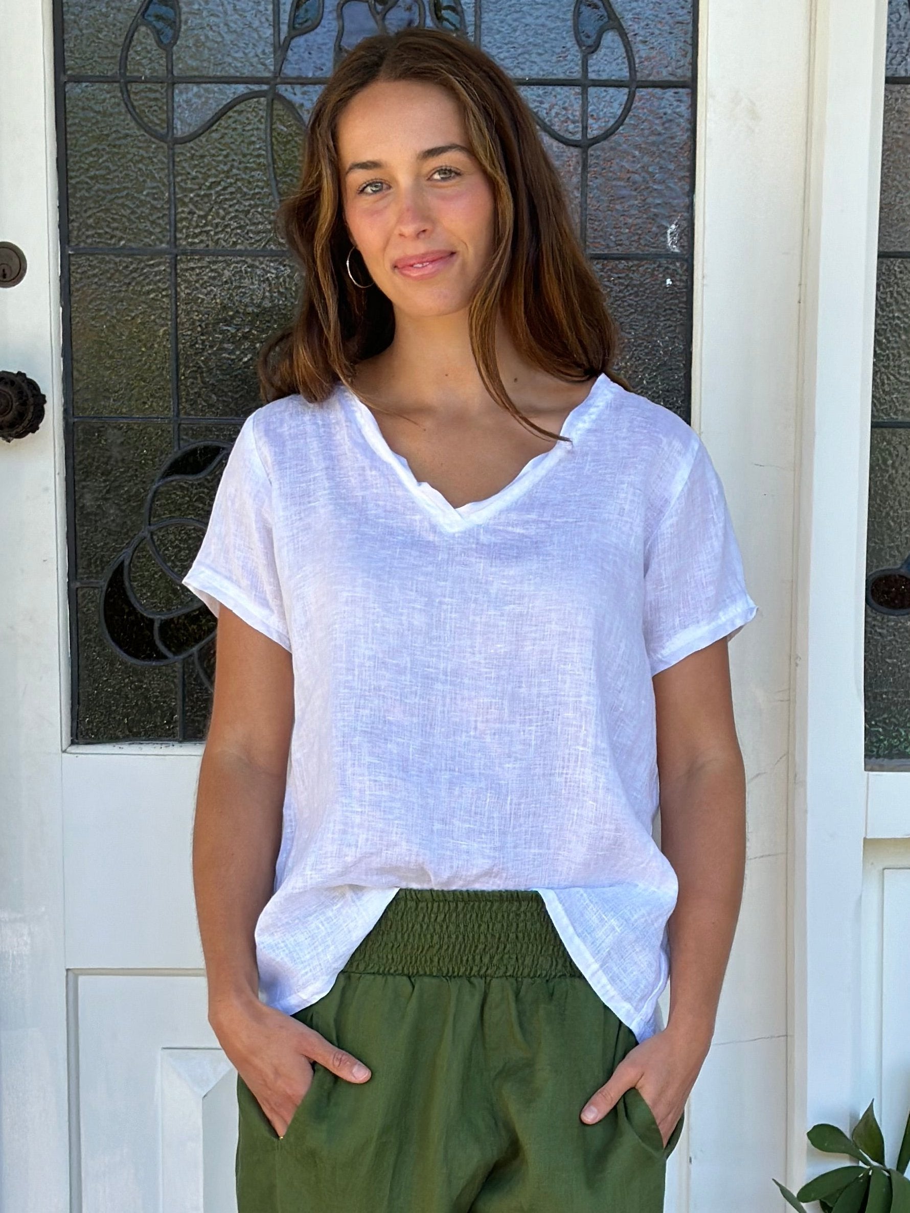 ellie top v neck-white linen