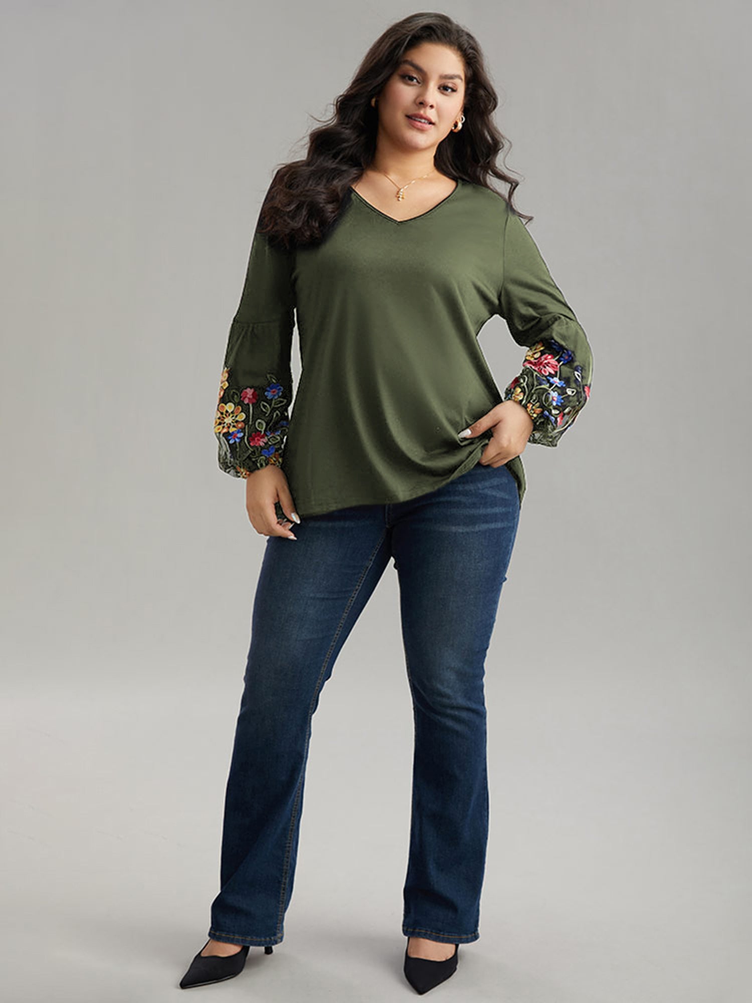 Floral Embroidered Lantern Sleeve T-shirt