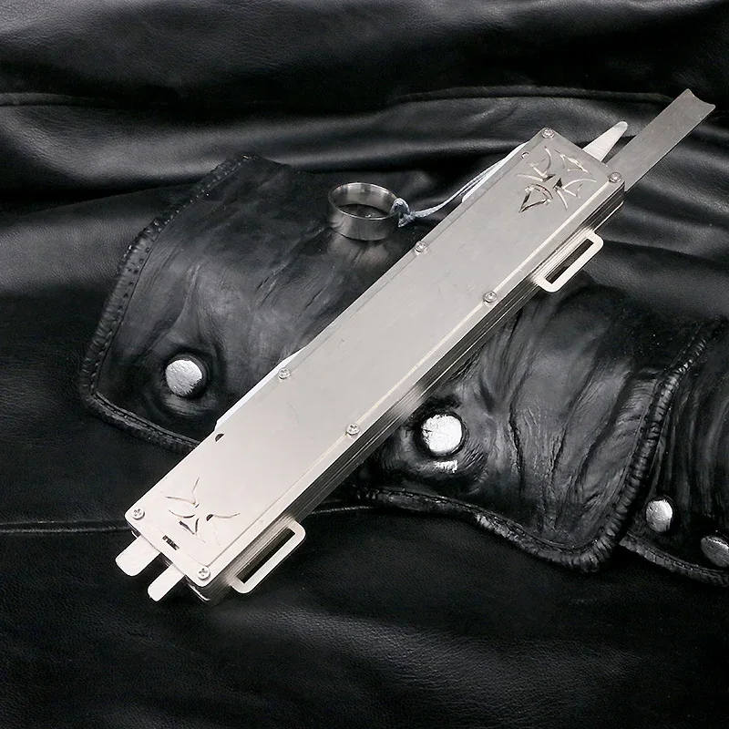 New Metal Sleeve Sword Weapons Hidden Blade Can Ejection Sleeve Sword Halloween Movie Assassin Costume Props Accessory