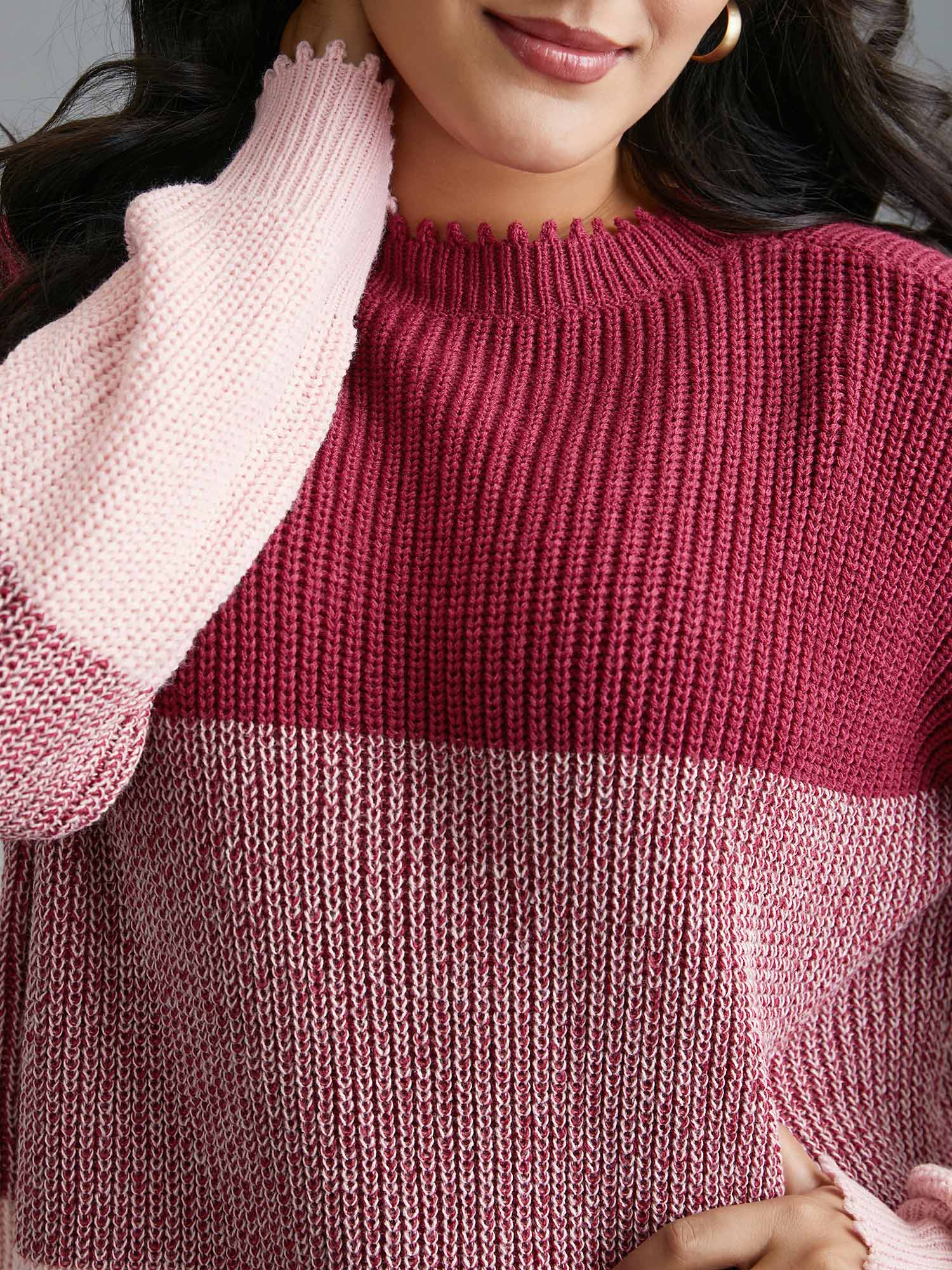 Color Block Texture Round Neck Pullover