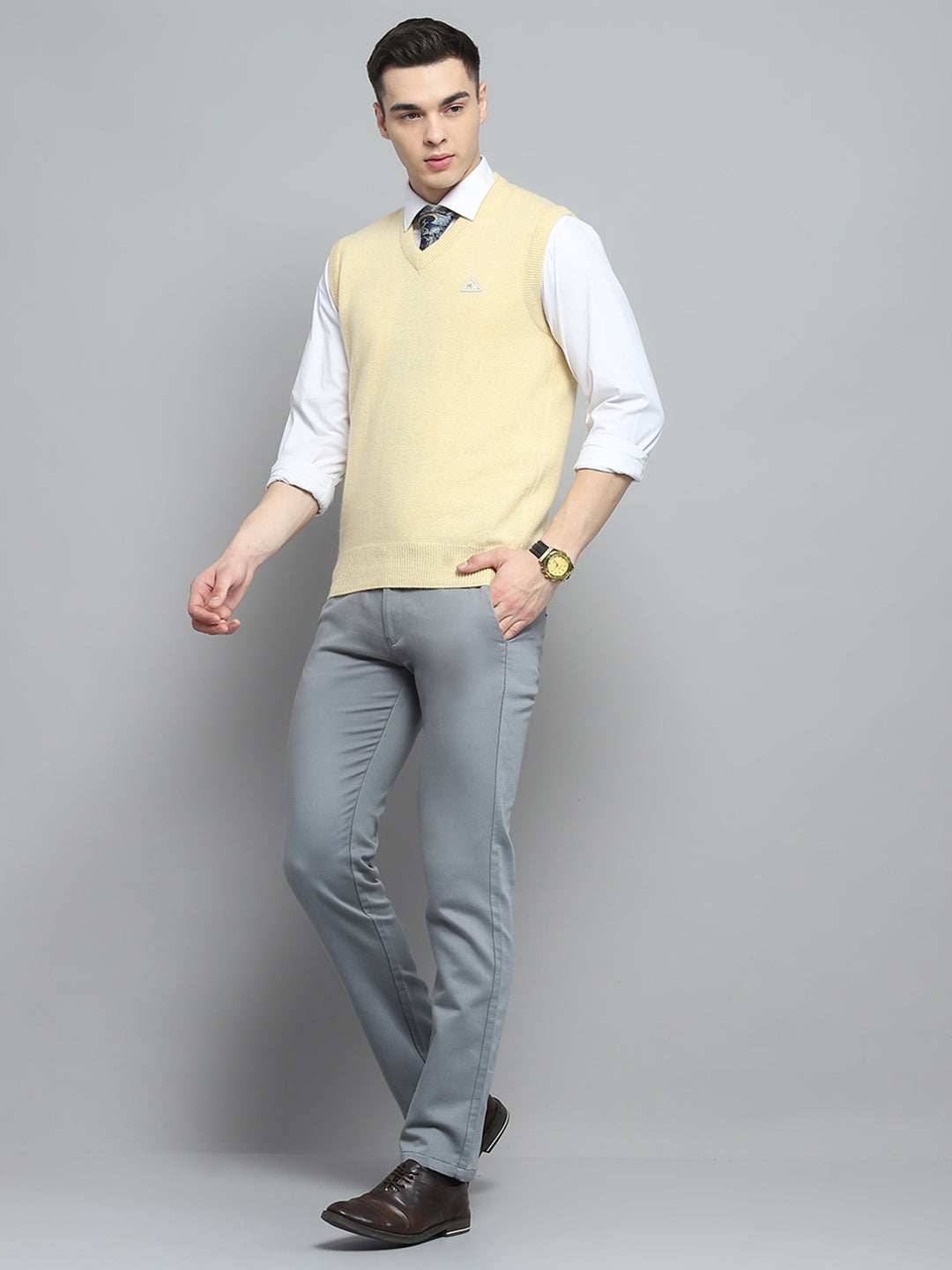 Men Yellow Solid V Neck Sleeveless Sweater