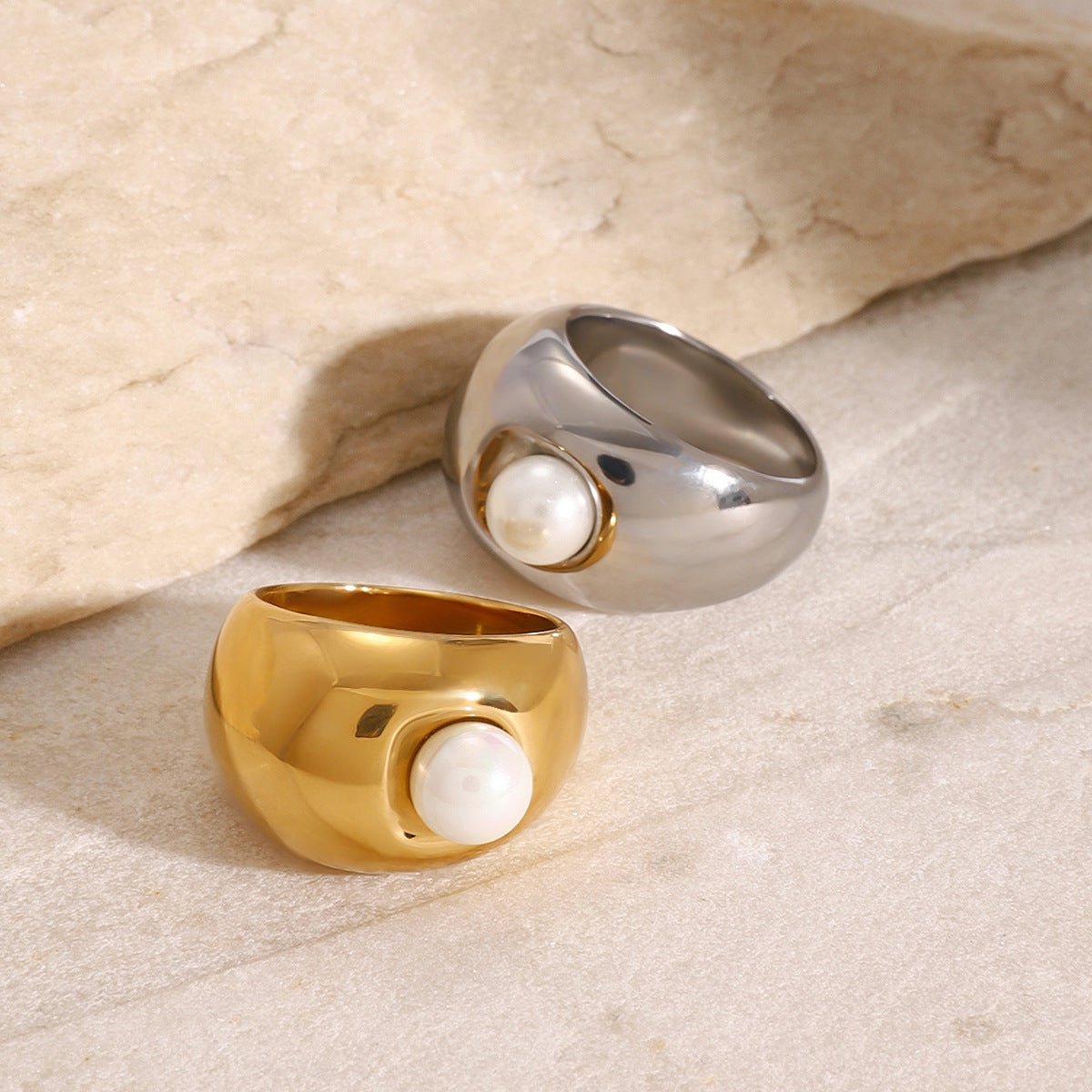 Vintage Stainless Steel Exaggerated Pearl Ring Ring Titanium Steel Bracelet Ring