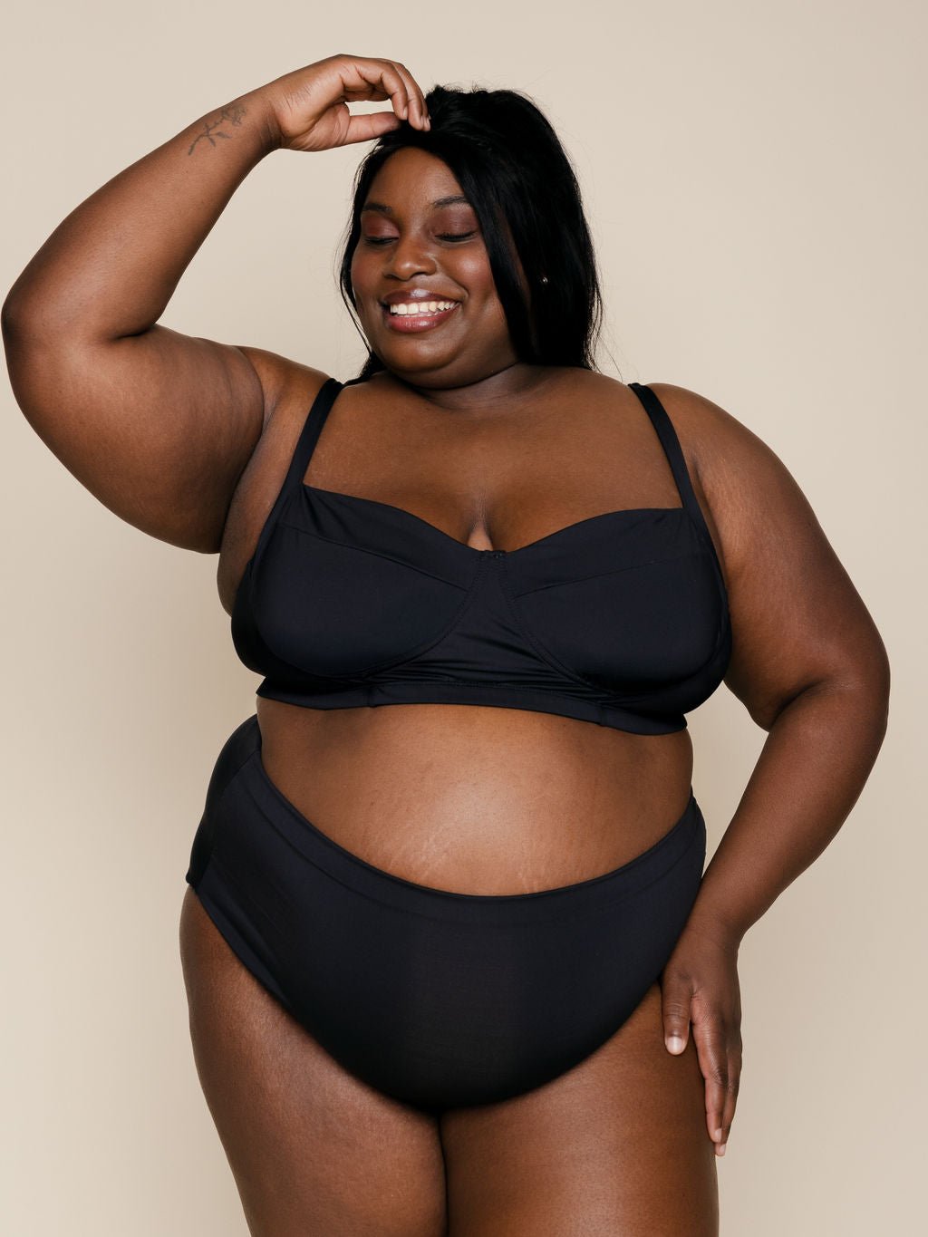 Soft Underwire Top in Black