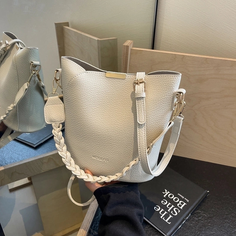 Women's Medium Pu Leather Solid Color Classic Style Sewing Thread Magnetic Buckle Bucket Bag