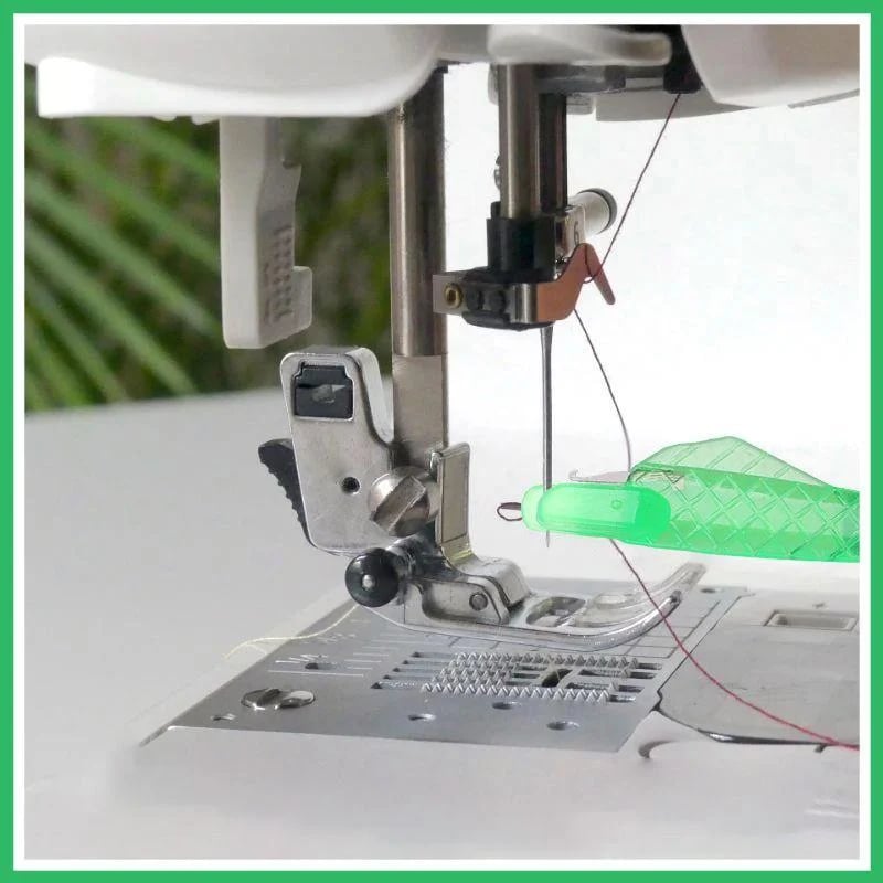 🤶Early Christmas Promotions🤶Fish mouth sewing Machine Needle Threader