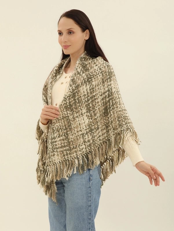 Spring And Autumn New Shawl Ethnic Style Knitted Cloak Versatile Thickened Cloak Travel Wear Scarf Hollow Coat