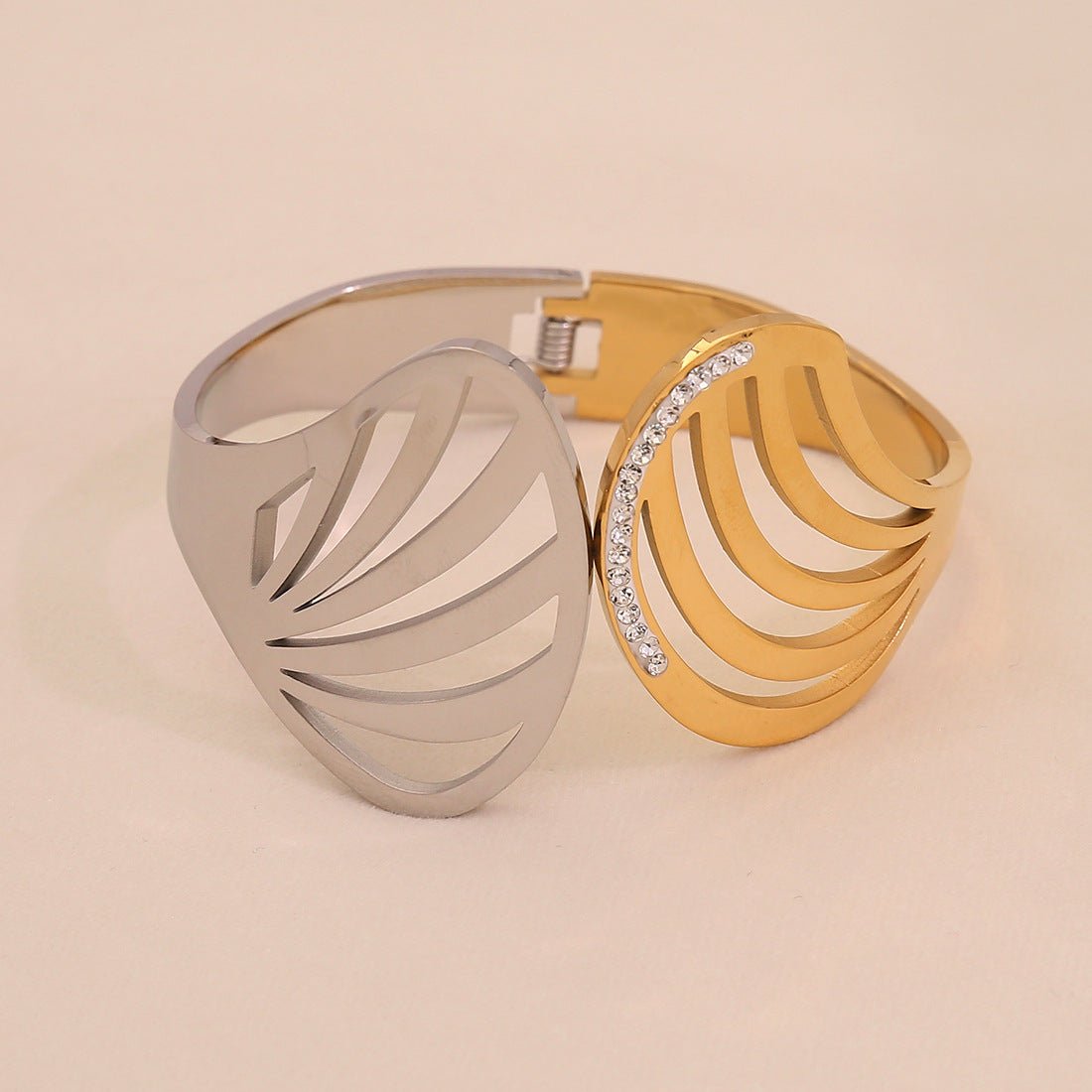 Gold And Gold Double Hollow Bracelet Exaggerated Geometric Stainless Steel Jewelry B627
