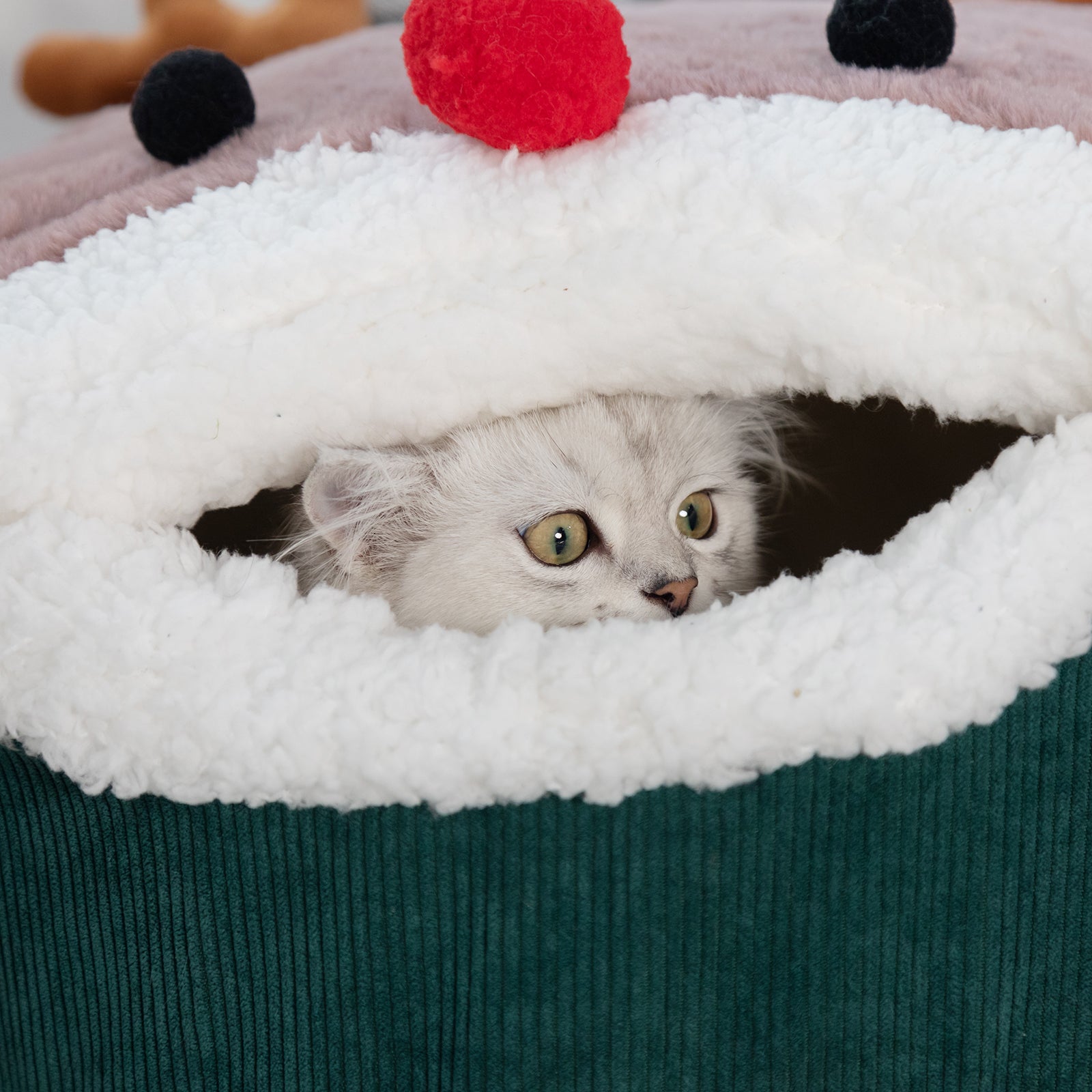 Reindeer Style Cat Bed